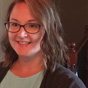 Meet your Posher, Elizabeth